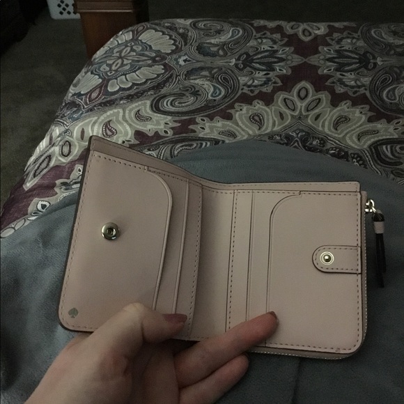 Wallet - Picture 3 of 3